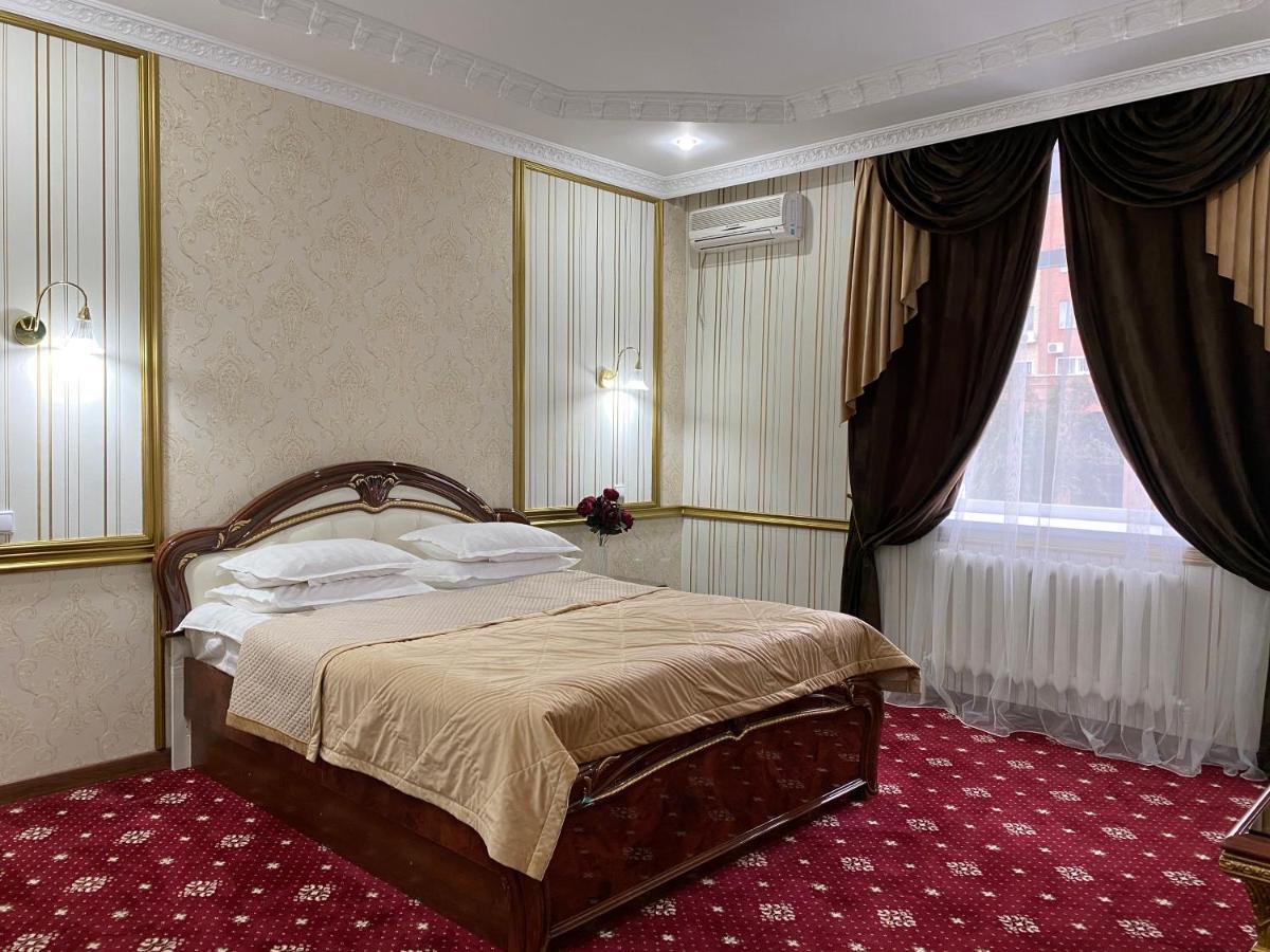Lion Отель Астана Экстерьер фото